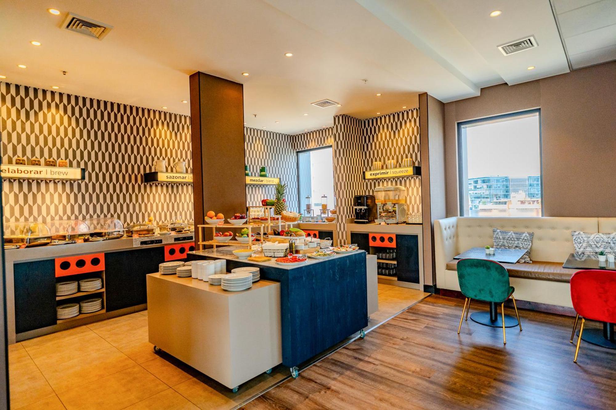 Hampton By Hilton Santiago Las Condes — Photos 1